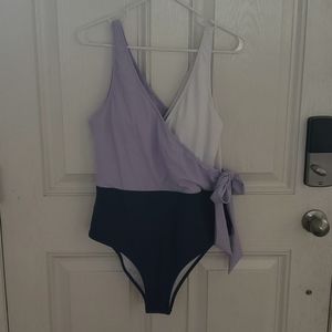 Color block swimsuit
